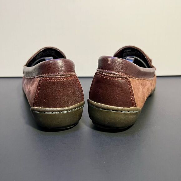 Womens HUSH PUPPIES Brown Leather Slip On Comfort Loafers / Size 7.5M - Picture 5 of 9